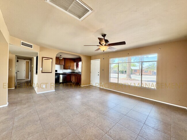 Building Photo - 5962 E 25th St