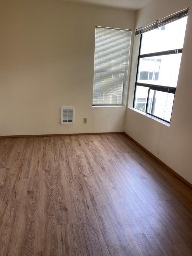 Building Photo - 1 bedroom in Seattle WA 98119