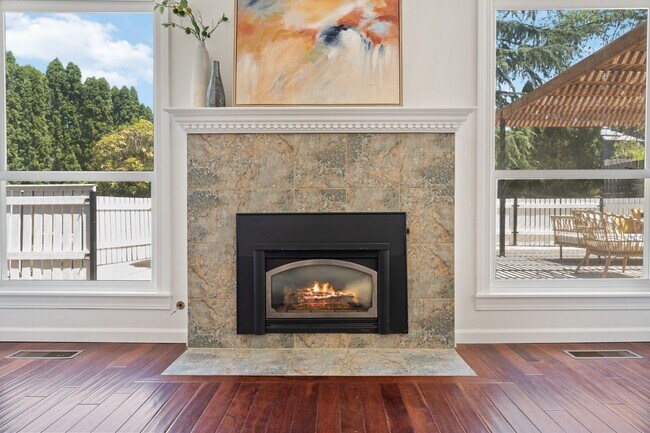 Building Photo - Stylish 3BR Beaverton Ranch w/ RV Parking & Hot Tub