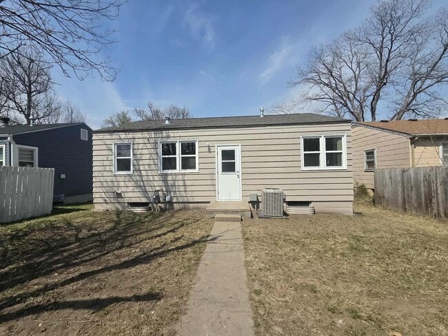 Building Photo - Newly Remodeled Home for Rent!