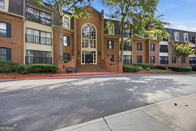 Building Photo - 23117 Plantation Dr NE