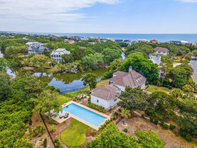 Building Photo - 297 Ocean Green Dr