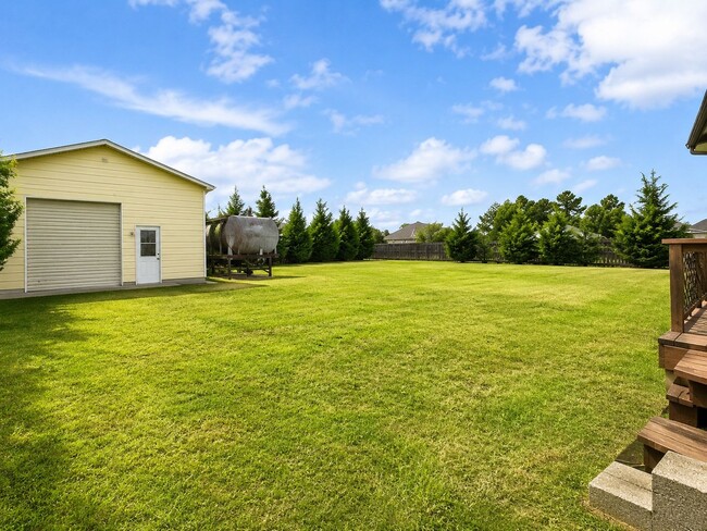 Building Photo - 6012 Waldos Beach Rd