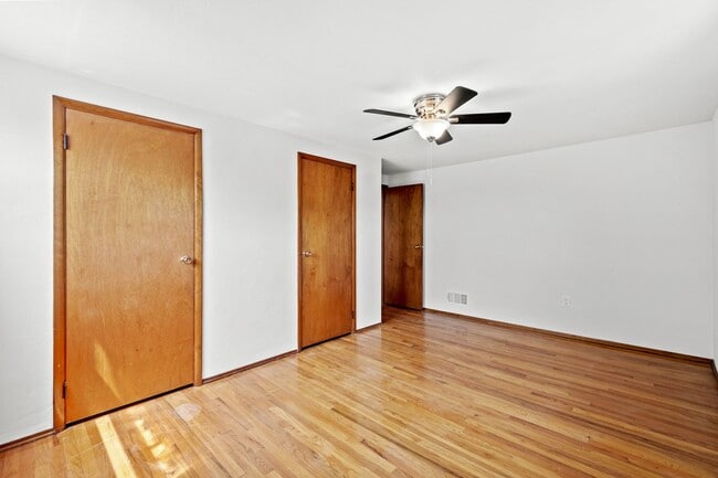 Building Photo - AVAILABLE JULY 1ST! UPDATED 3-bedroom!!