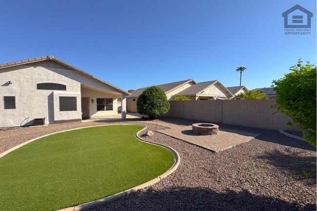 Building Photo - 3Bed/2Bath House w/Bonus Room at 67th Ave/AZ Loop-101! Ready for Immediate Move-In!