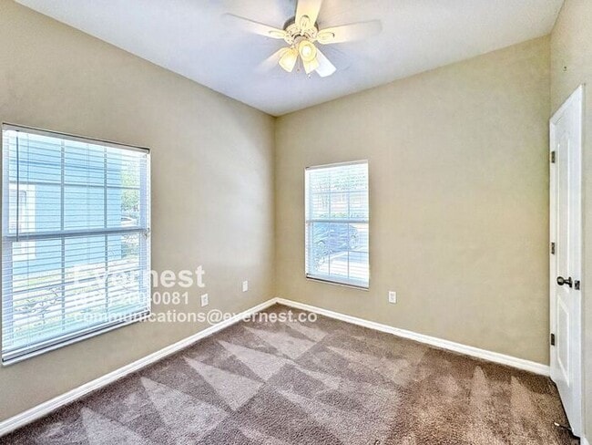 Building Photo - 12623 Kings Crossing Dr
