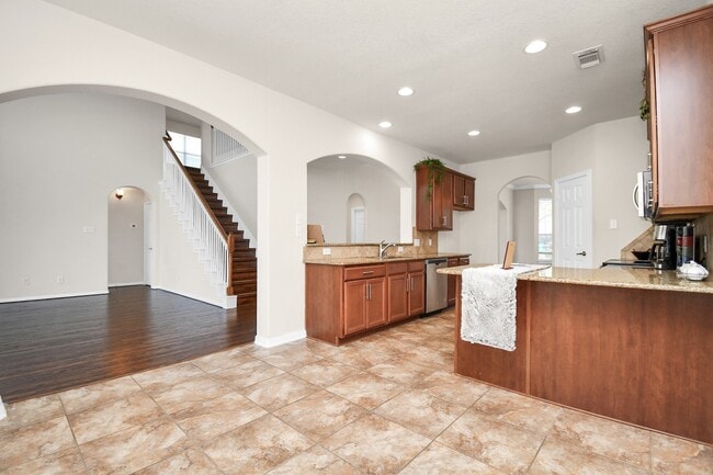 Building Photo - 8627 Sweet Pasture Dr