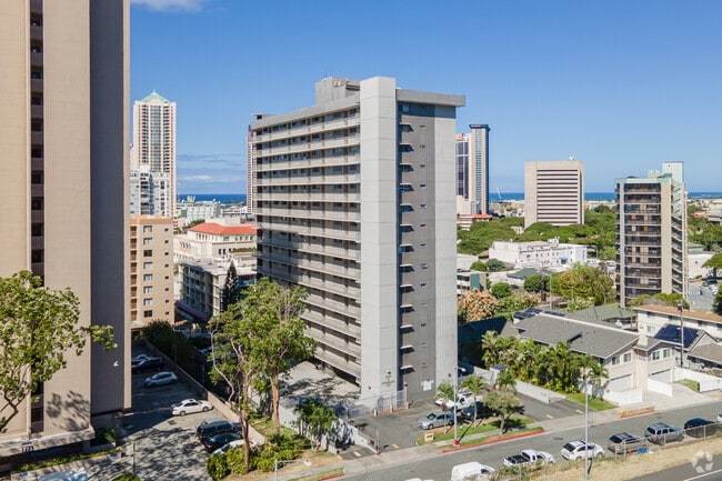 Building Photo - Hale o Pumehana