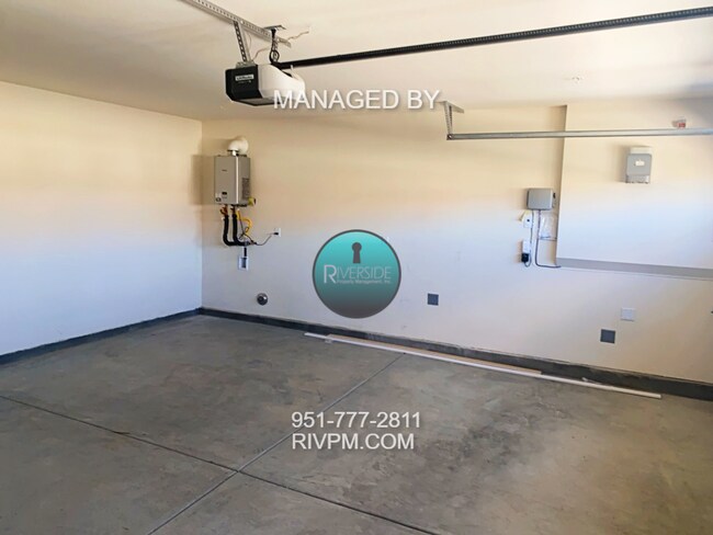 Building Photo - REMARKABLE RENTAL OPPORTUNITY IN SAN JACIN...