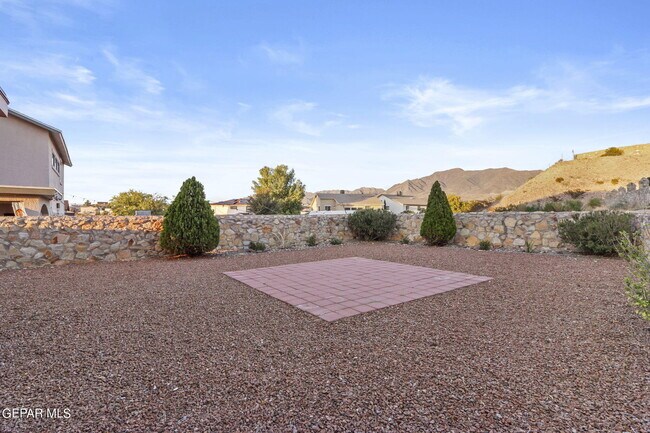 Building Photo - 1476 Luz De Sol Dr