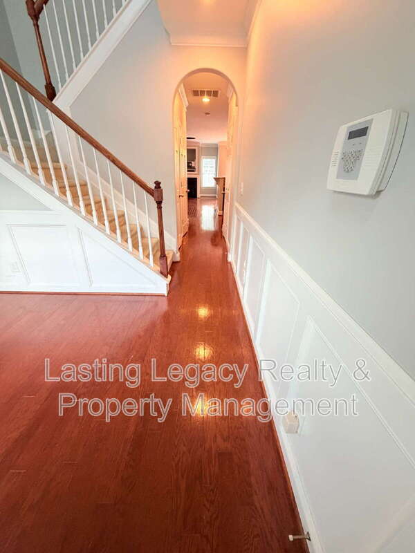 Building Photo - 959 Silver Leaf Dr