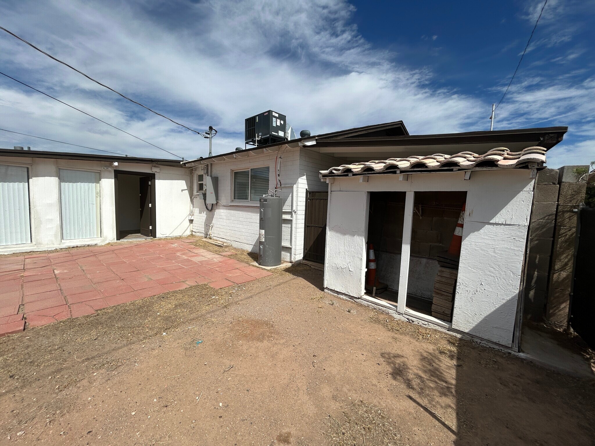 Building Photo - 3062 N 42nd Ave