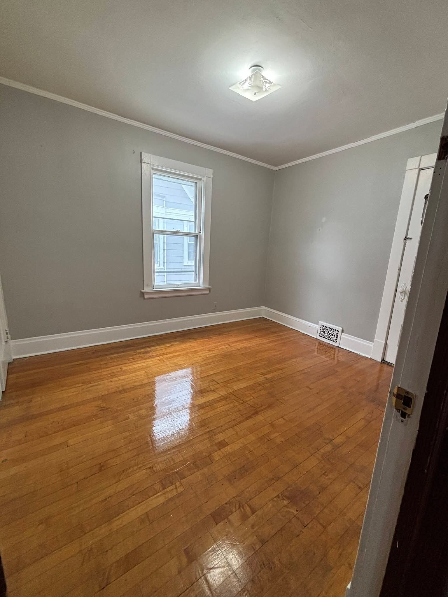 Bedroom - 2926 N Cramer St