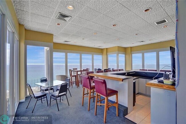 Building Photo - 1370 S Ocean Blvd