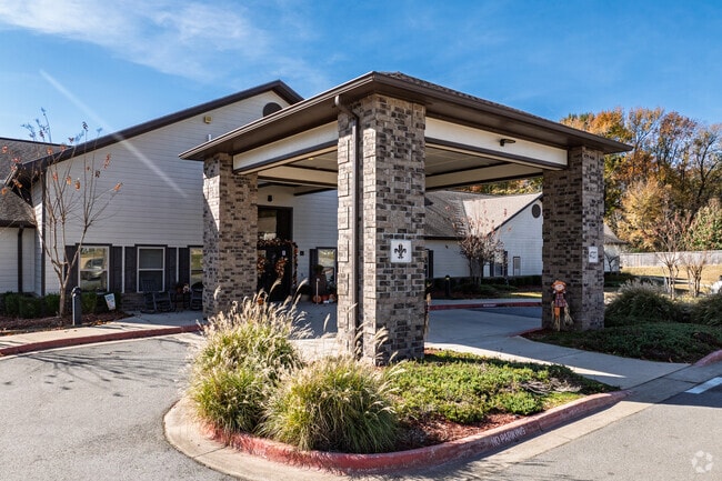 Building Photo - The Manor and Cottages at the Manor Arkansas Benton location