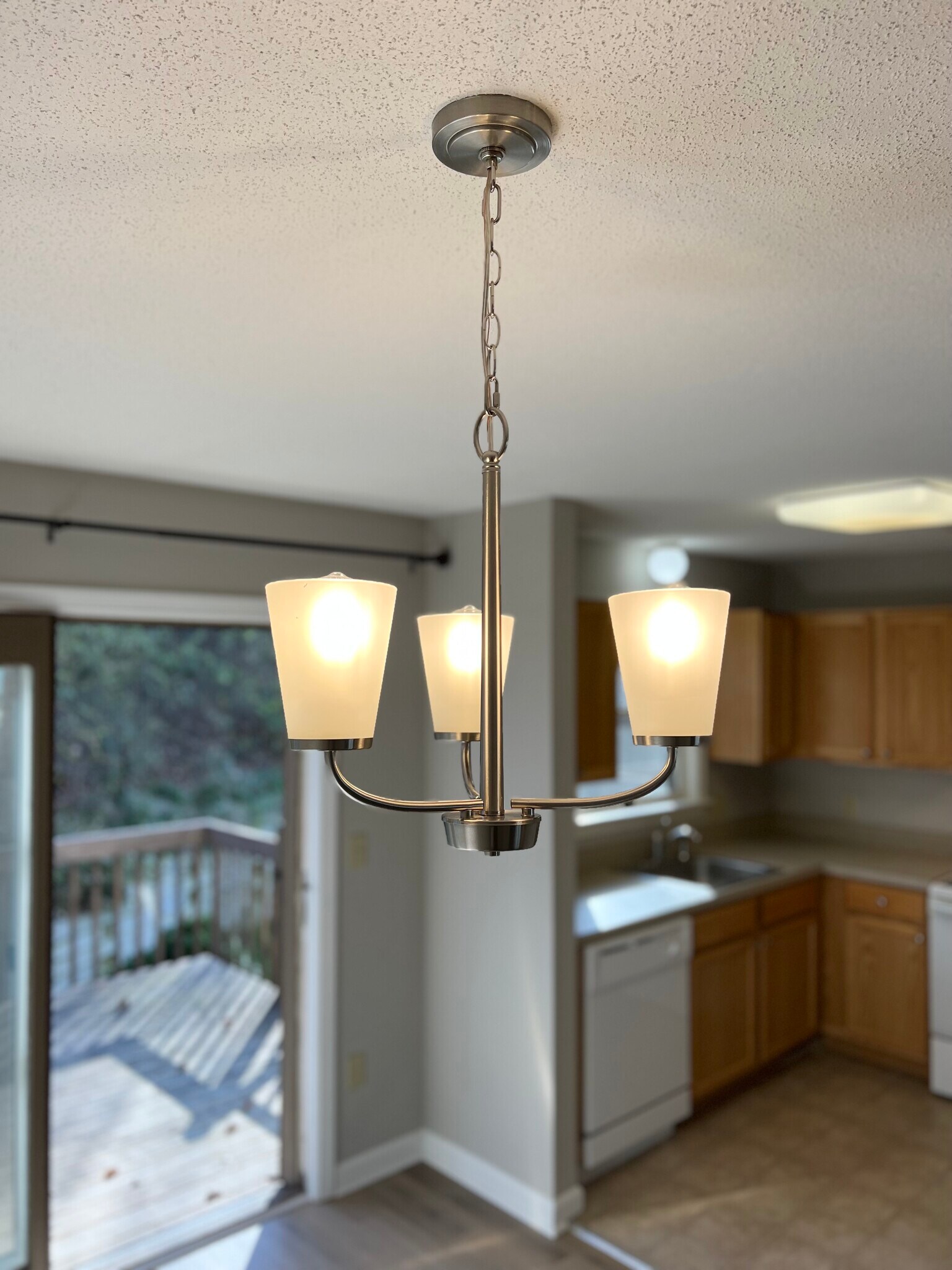 Building Photo - 812 Lake Vista Dr