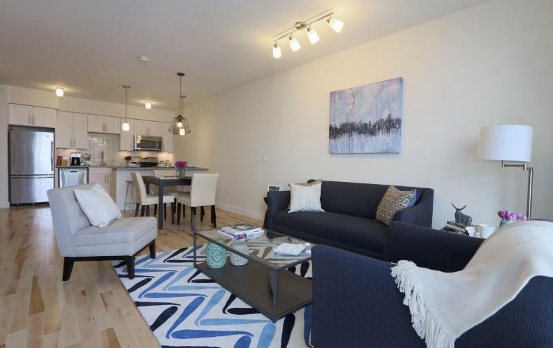 Building Photo - 601 Concord Ave