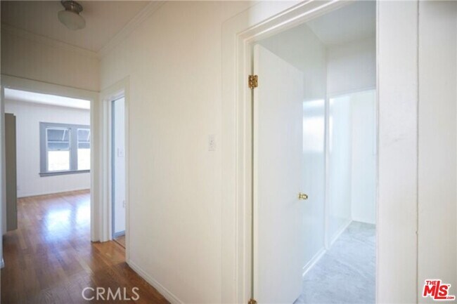 Building Photo - 1271 Wilton Pl