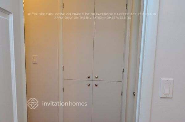 Building Photo - 1026 N E St