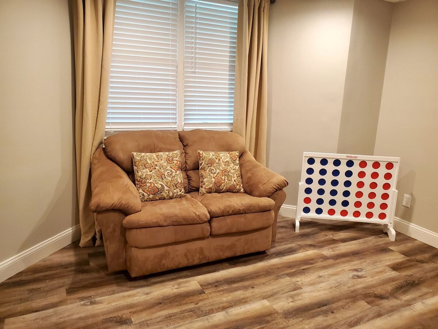 Building Photo - 10 Bridlewood Ct