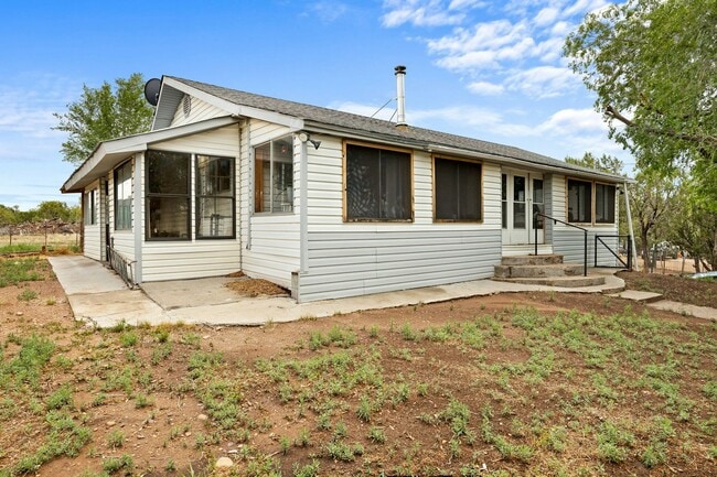 Building Photo - 5066 Iris St