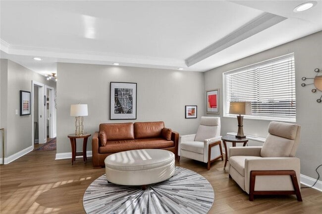 Building Photo - 215 Piedmont Ave NE