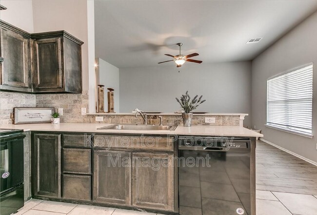 Building Photo - 15316 Hill Branch Rd