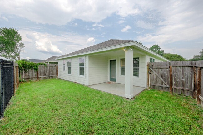 Building Photo - 14605 Ophiuchus Ct