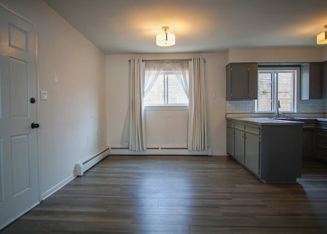 Building Photo - 6646 W 26th St