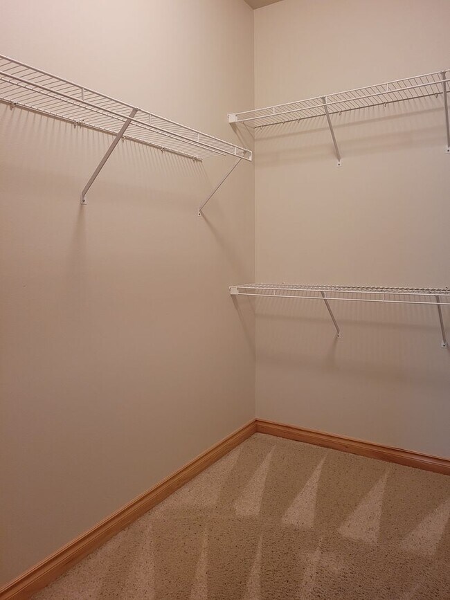 Building Photo - Stunning Home in Lynden with Great Amentities for Rent!