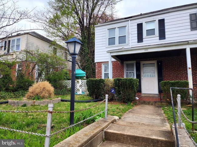 Building Photo - 203 Wilden Dr