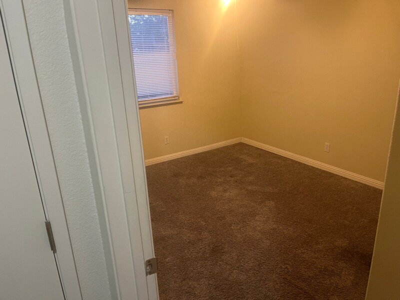 Building Photo - 134 Cordova Ln