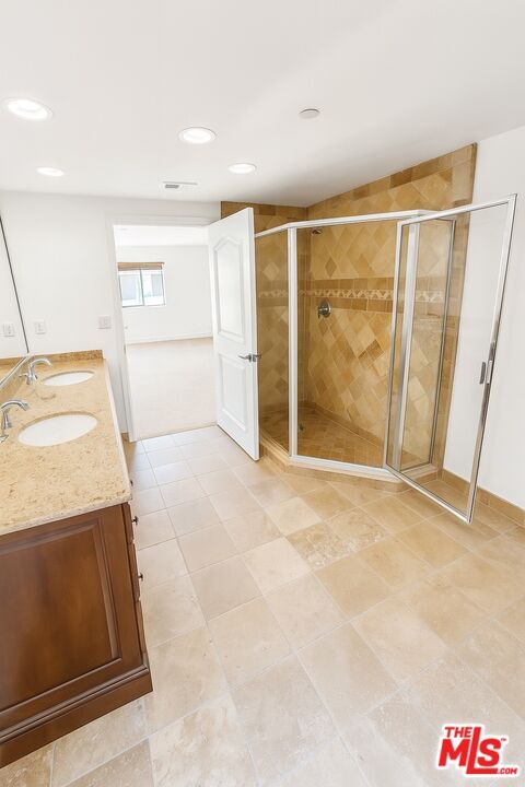 Building Photo - 1146 Hacienda Pl