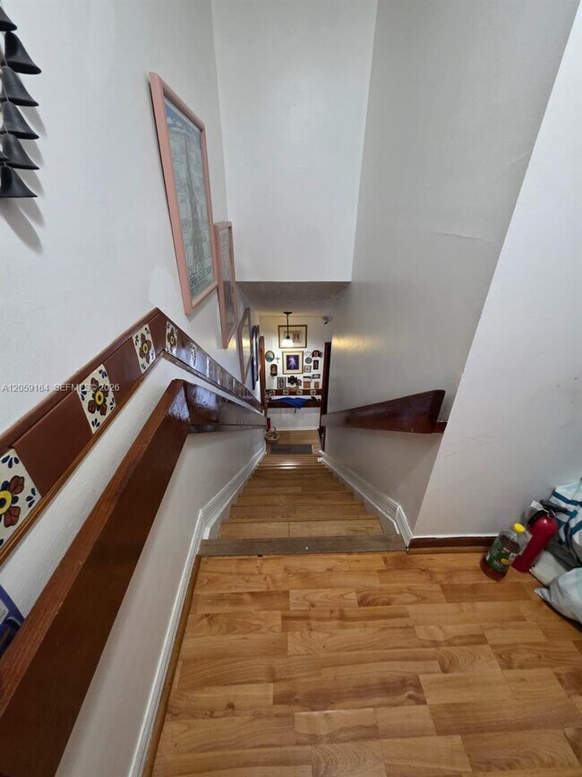Building Photo - 421 SW 87th Ct