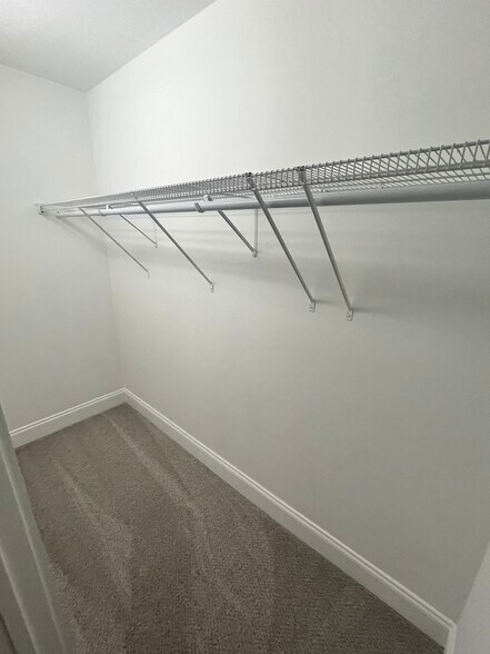 2nd Bedroom Walk-in Closet - 517 Boulevard SE