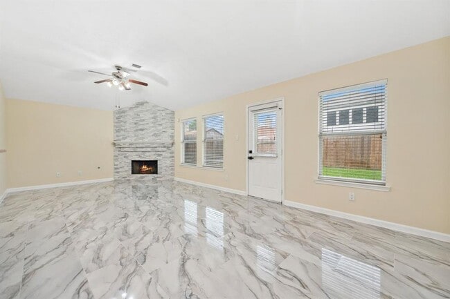 Building Photo - 5414 Fairtide Dr
