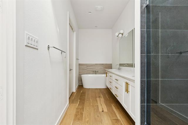 Building Photo - 4535 Weldon St