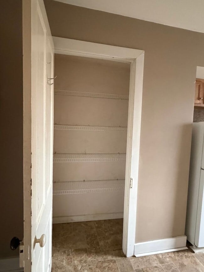 Building Photo - 250 S Pershing Ave