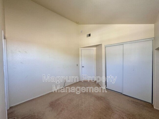 Building Photo - 31585 Corte Salinas
