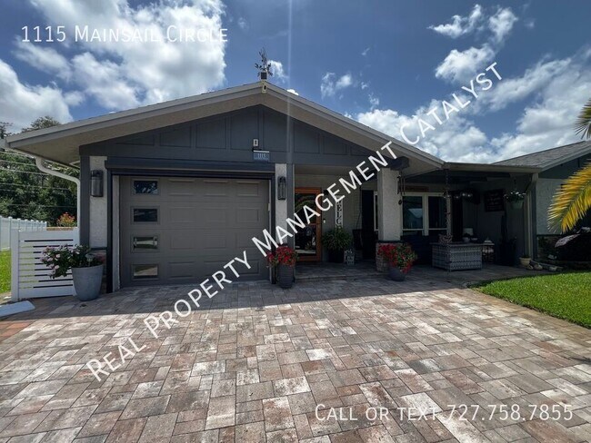 Building Photo - 1115 Landyard St