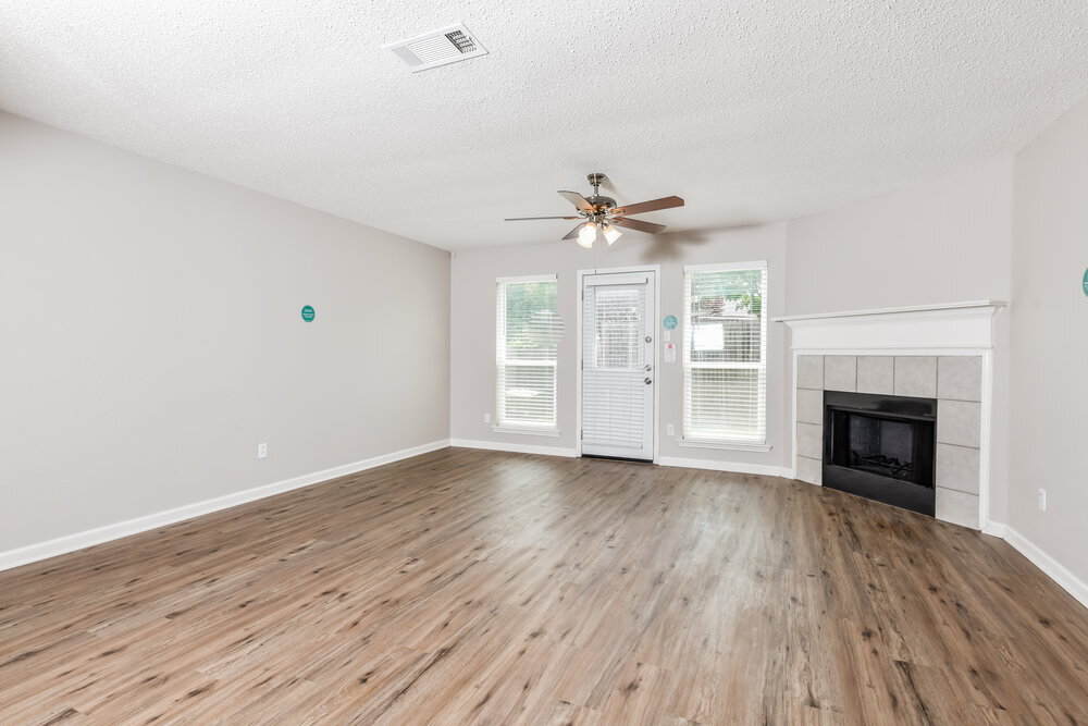 Building Photo - 848 Meadowlark Dr