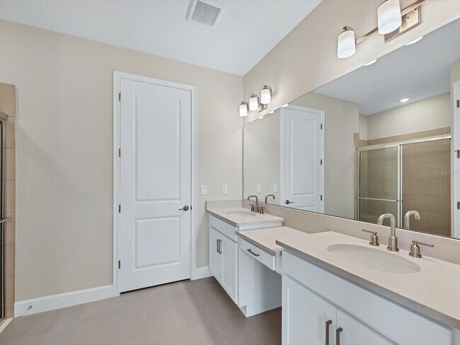 Building Photo - 14804 Orrieto Pl