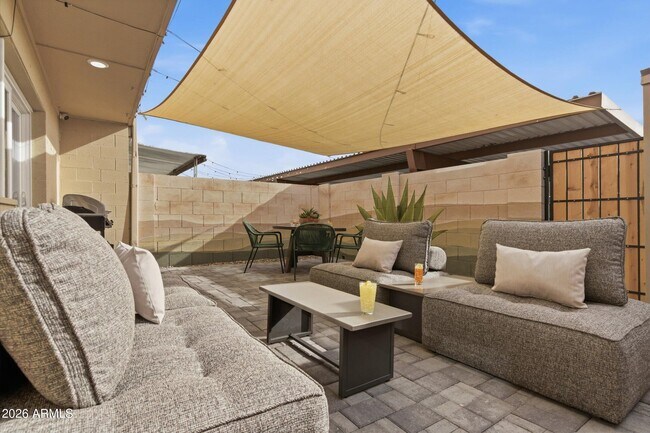 Building Photo - 4308 N Parkway Ave