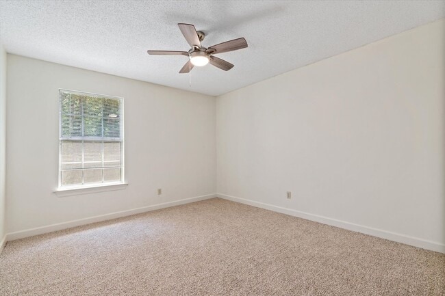 Building Photo - UPCOMING LISTING IN LAKE FOREST SUBDIVISION
