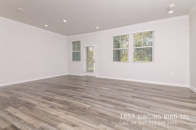 Building Photo - 1657 Singing Bird Trl