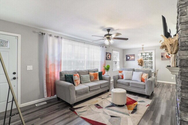 Building Photo - FULLY FURNISHED NORTH AUGUSTA HOME