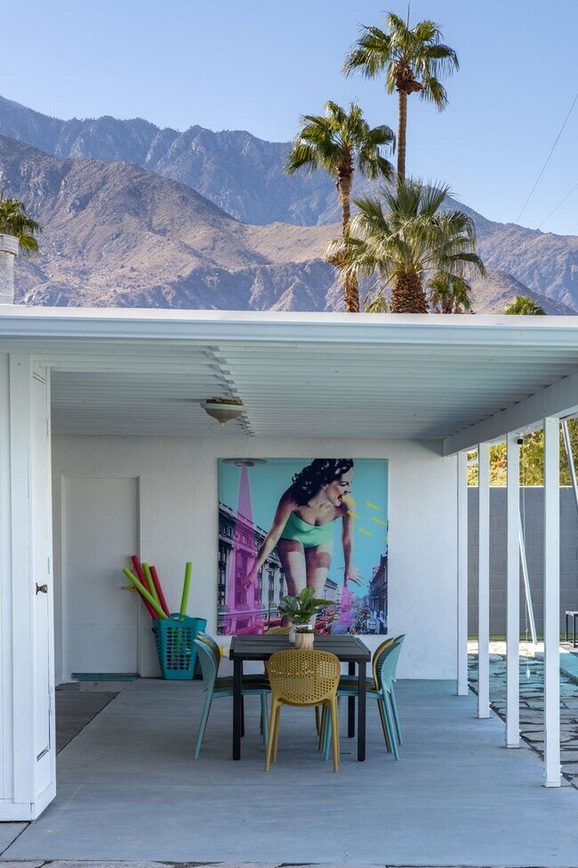 Building Photo - Desert Xscape - Pool, Jacuzzi, and Pet Friendly! (Monthly Only - No Long Term)