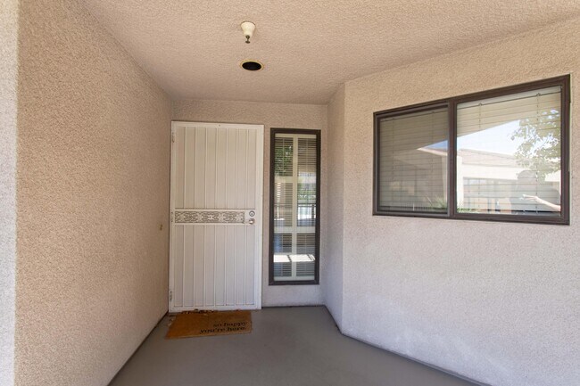 Building Photo - 255 S Avenida Caballeros
