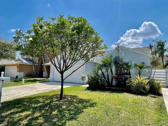 Building Photo - 13772 SW 145th Terrace