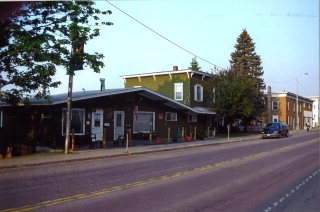 Primary Photo - 1109 Cook St